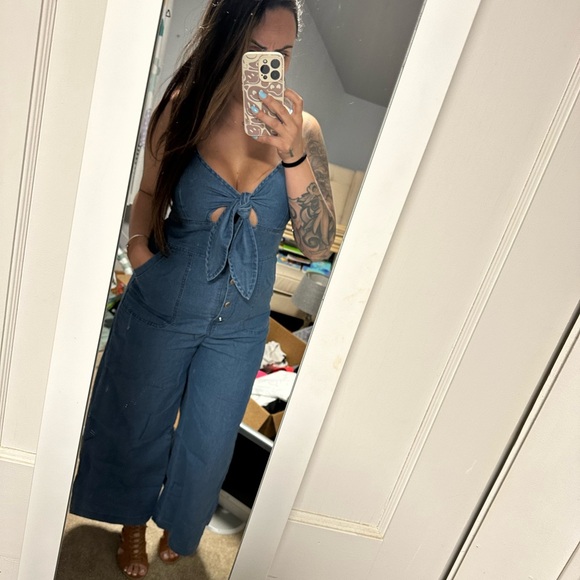 MK red wallet like new - Picture 2 of 2